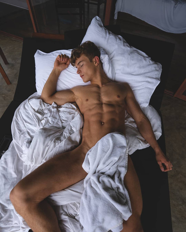 395 Sexy Young Jock Leo Stuke xleox  onlyfans porn