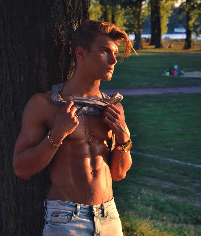 426 Sexy Young Jock Leo Stuke xleox  onlyfans porn