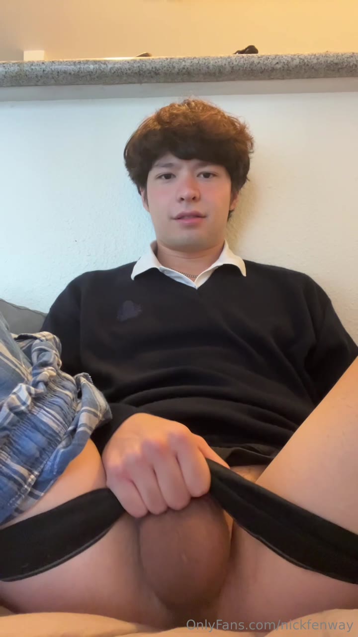 14 Smiley Hottie Nick Fenway nickfenway bluebenz onlyfans cum