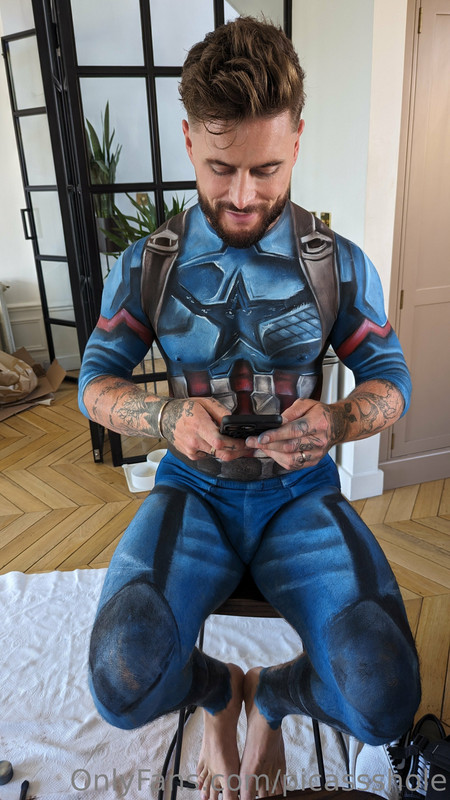 20 Sexy Cosplayer Picassshole Onlyfans porn