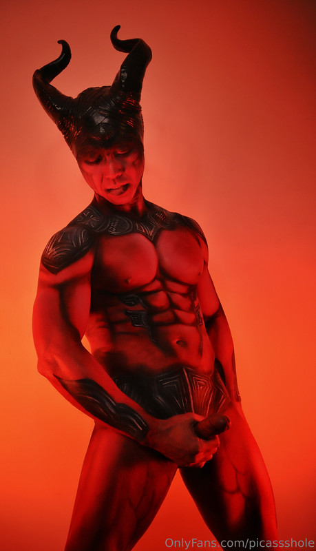 62 Sexy Cosplayer Picassshole Onlyfans porn