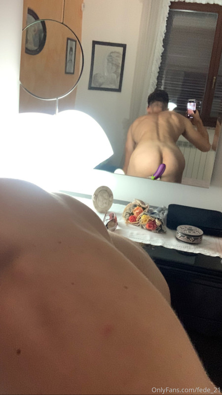 294 Italian muscle hunk Federico fede_21 onlyfans wank off porn