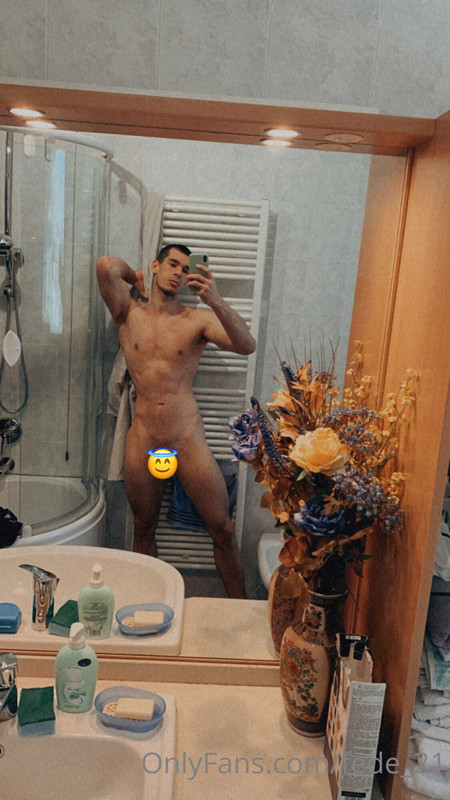 17 Italian muscle hunk Federico fede_21 onlyfans wank off porn
