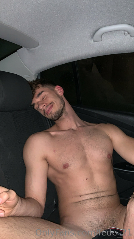 36 Italian muscle hunk Federico fede_21 onlyfans wank off porn