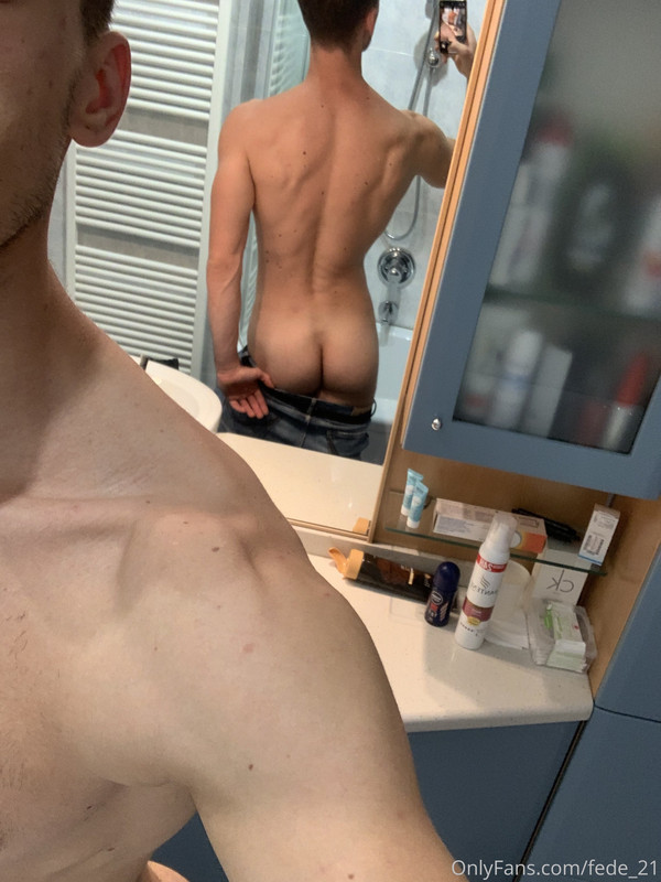 112 Italian muscle hunk Federico fede_21 onlyfans wank off porn