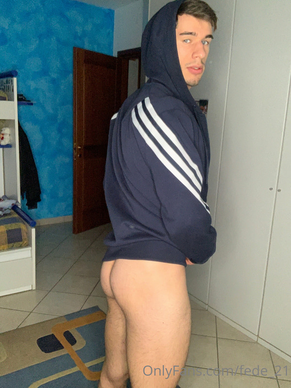 128 Italian muscle hunk Federico fede_21 onlyfans wank off porn