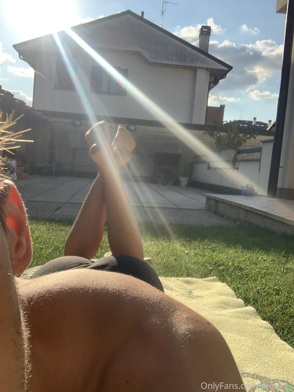 330 Italian muscle hunk Federico fede_21 onlyfans wank off porn