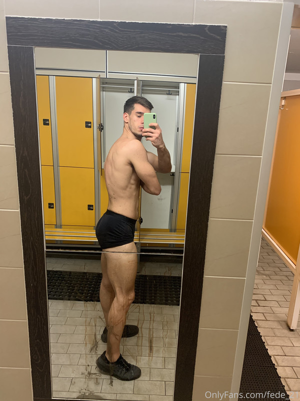 192 Italian muscle hunk Federico fede_21 onlyfans wank off porn