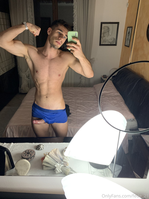 217 Italian muscle hunk Federico fede_21 onlyfans wank off porn
