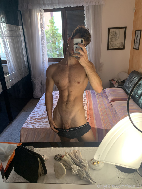234 Italian muscle hunk Federico fede_21 onlyfans wank off porn