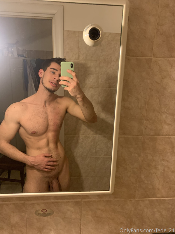 244 Italian muscle hunk Federico fede_21 onlyfans wank off porn