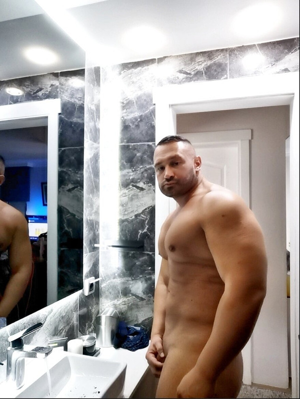 4 Serbian daddy Vladimir vladimir_35 onlyfans leaked