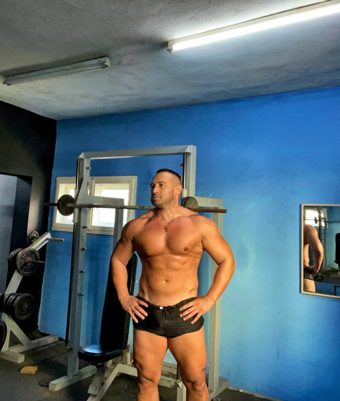13 Serbian daddy Vladimir vladimir_35 onlyfans leaked