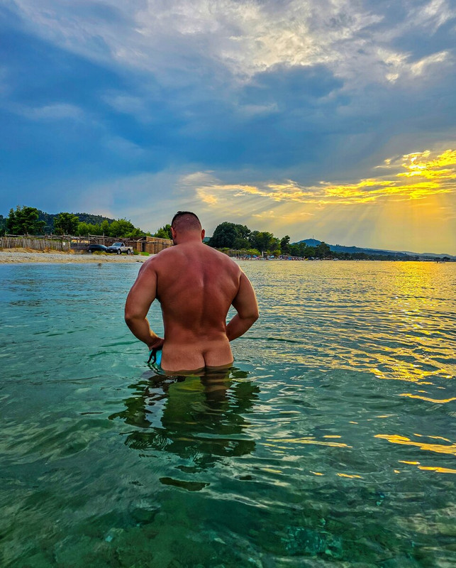 19 Serbian daddy Vladimir vladimir_35 onlyfans leaked