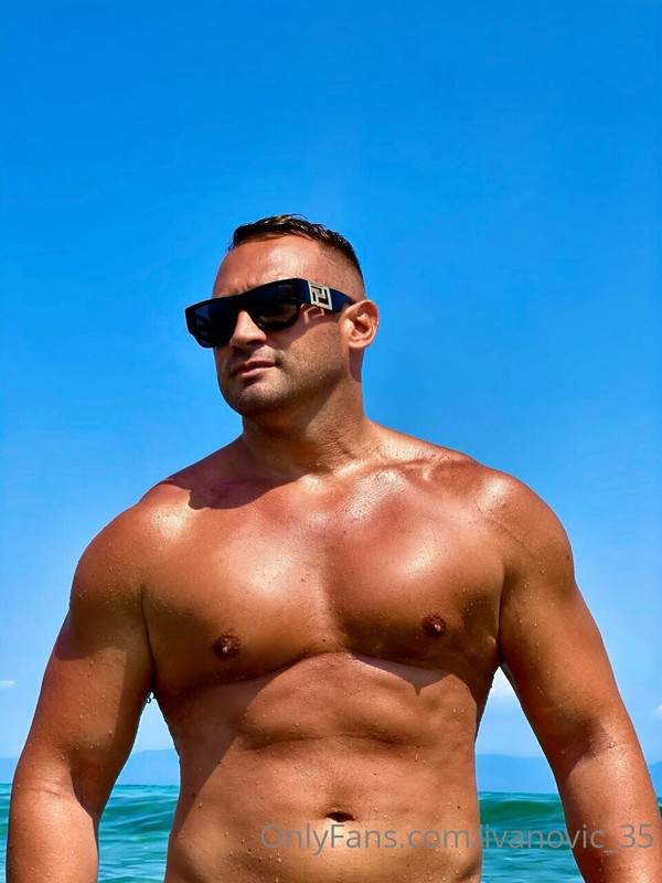 75 Serbian daddy Vladimir Ivanović   vladimir_35 onlyfans leaked