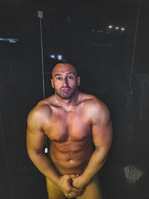 122 Serbian daddy Vladimir Ivanović   vladimir_35 onlyfans leaked