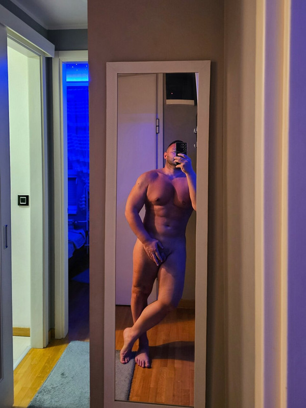 129 Serbian daddy Vladimir Ivanović   vladimir_35 onlyfans leaked