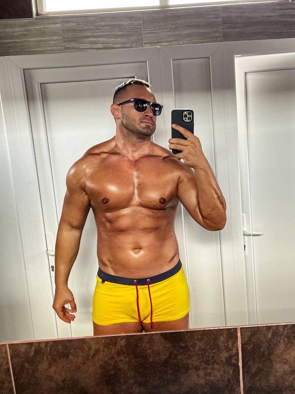 155 Serbian daddy Vladimir Ivanović   vladimir_35 onlyfans leaked