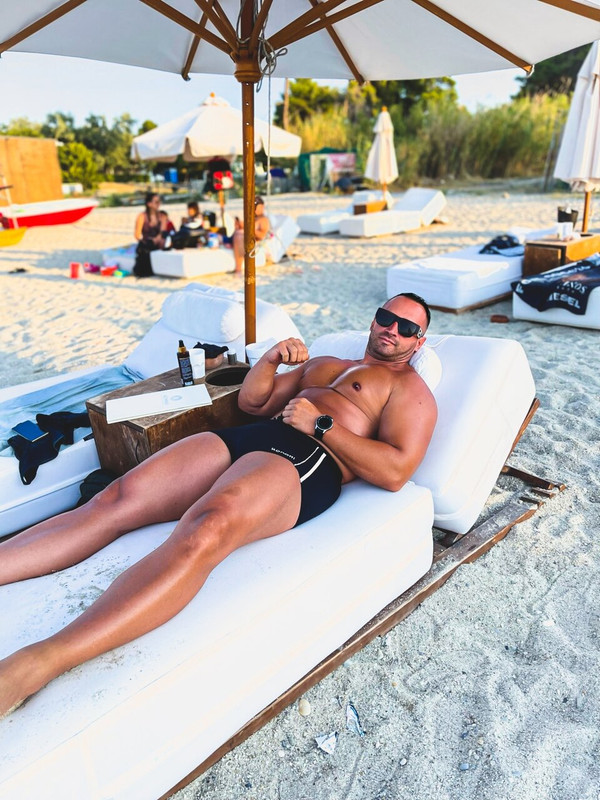 170 Serbian daddy Vladimir Ivanović   vladimir_35 onlyfans leaked