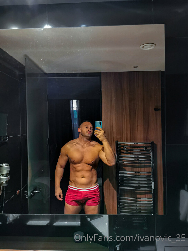 181 Serbian daddy Vladimir Ivanović   vladimir_35 onlyfans leaked