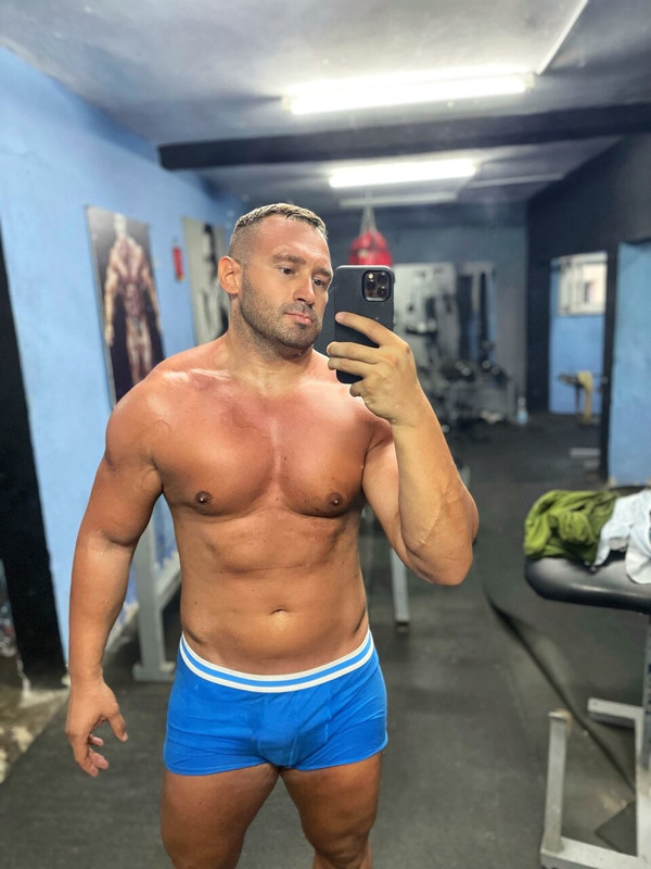 184 Serbian daddy Vladimir Ivanović   vladimir_35 onlyfans leaked