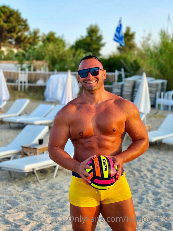 190 Serbian daddy Vladimir Ivanović   vladimir_35 onlyfans leaked