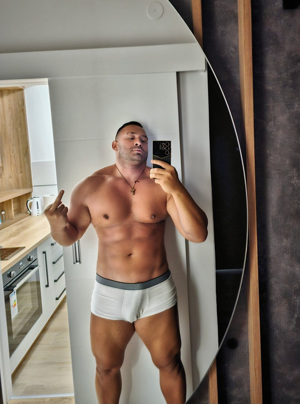 230 Serbian daddy Vladimir Ivanović   vladimir_35 onlyfans leaked