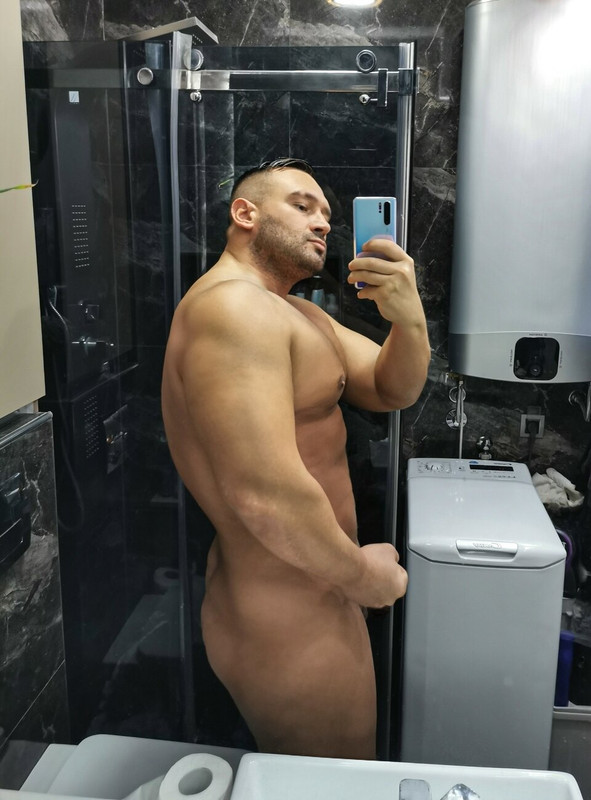 234 Serbian daddy Vladimir Ivanović   vladimir_35 onlyfans leaked