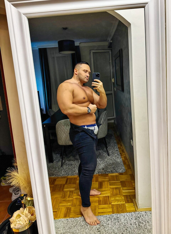 246 Serbian daddy Vladimir Ivanović   vladimir_35 onlyfans leaked