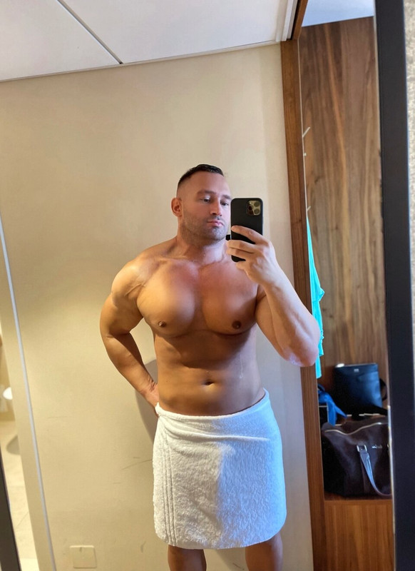 249 Serbian daddy Vladimir Ivanović   vladimir_35 onlyfans leaked