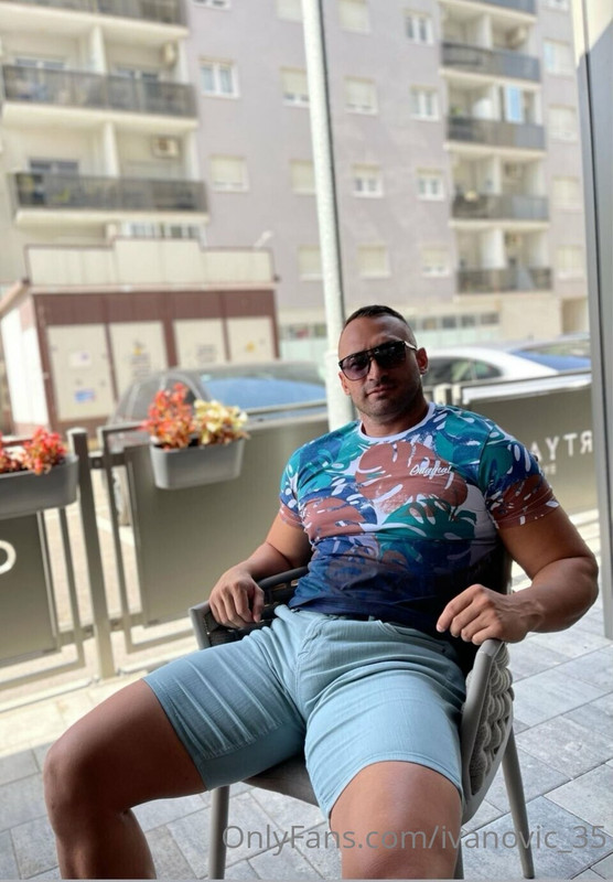 275 Serbian daddy Vladimir Ivanović   vladimir_35 onlyfans leaked