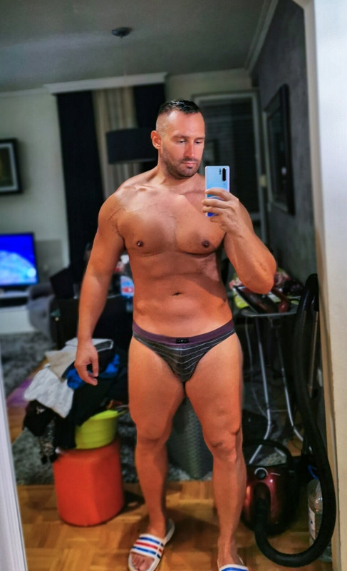 288 Serbian daddy Vladimir Ivanović   vladimir_35 onlyfans leaked