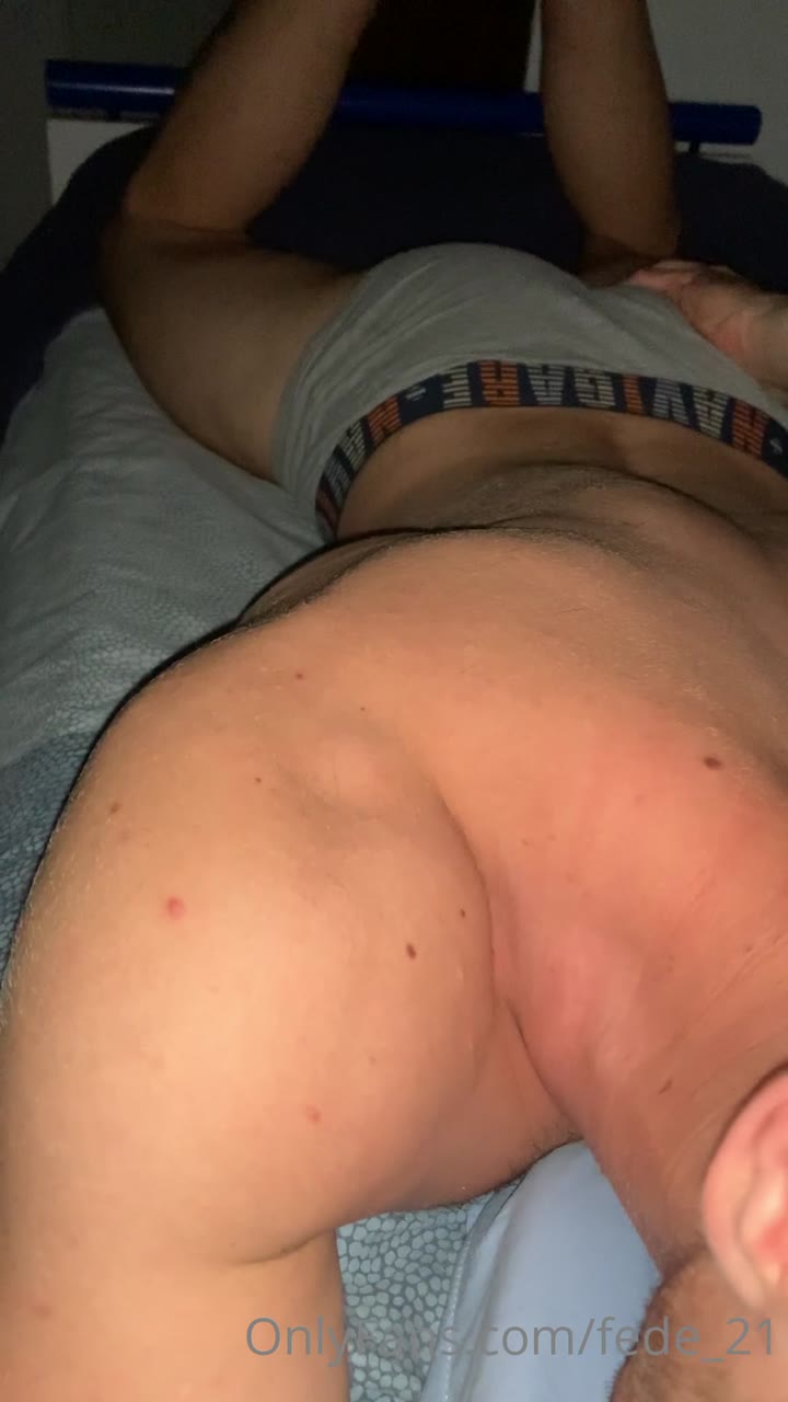456 Italian muscle hunk Federico fede_21 onlyfans wank off porn