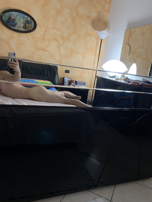 374 Italian muscle hunk Federico fede_21 onlyfans wank off porn