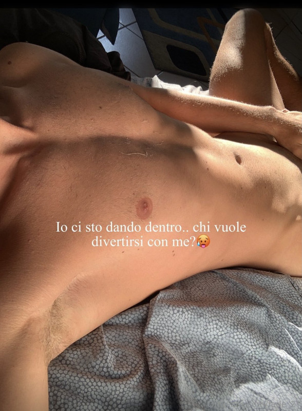 378 Italian muscle hunk Federico fede_21 onlyfans wank off porn
