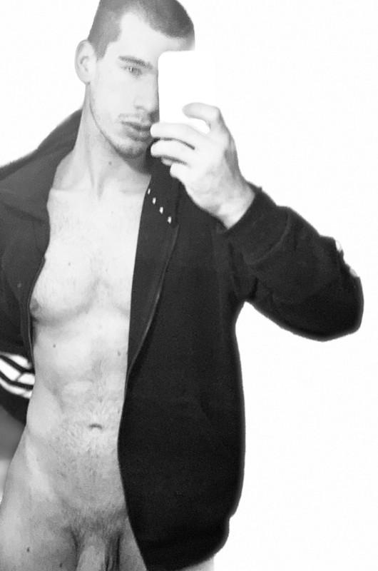 387 Italian muscle hunk Federico fede_21 onlyfans wank off porn