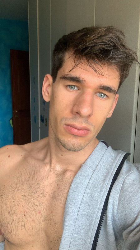 396 Italian muscle hunk Federico fede_21 onlyfans wank off porn