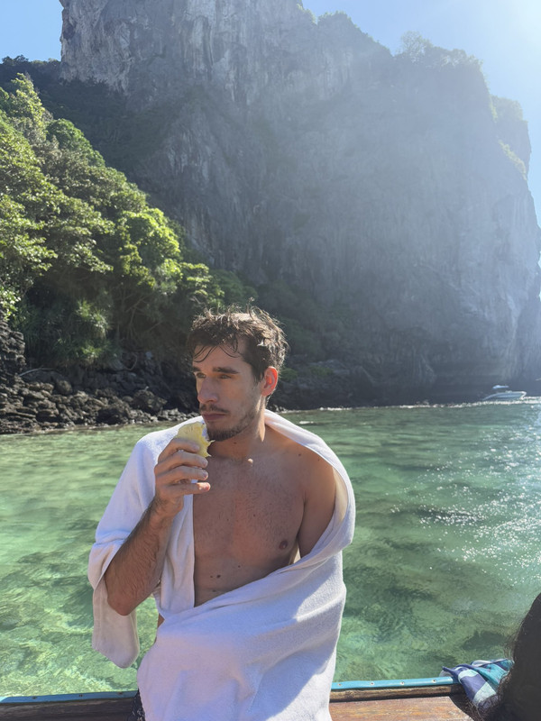 400 Italian muscle hunk Federico fede_21 onlyfans wank off porn