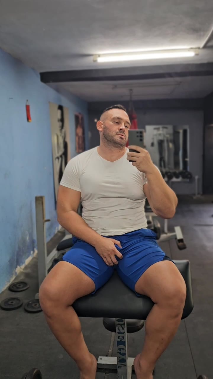 339 Serbian daddy Vladimir Ivanović   vladimir_35 onlyfans leaked