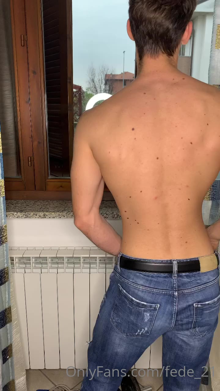 420 Italian muscle hunk Federico fede_21 onlyfans wank off porn