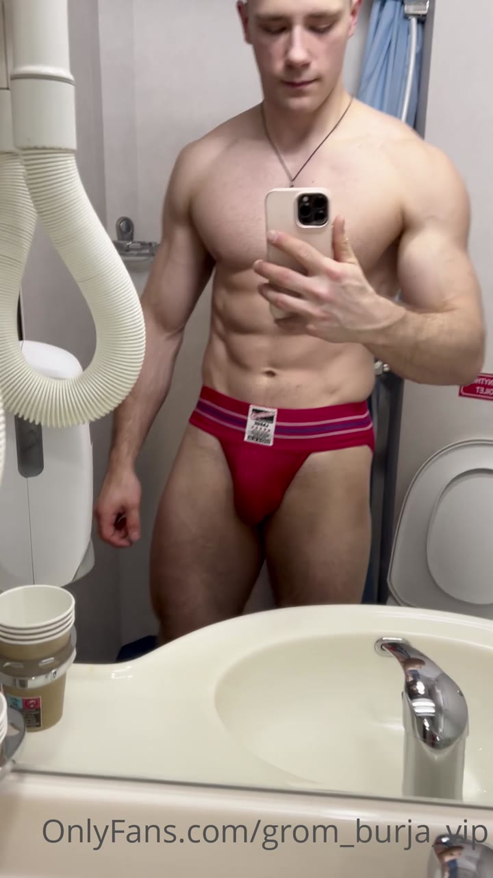 117 Russian Estonian fitness model Ilja Filjov Илья Филёв   gromiburja grom_burja_vip onlyfans porn