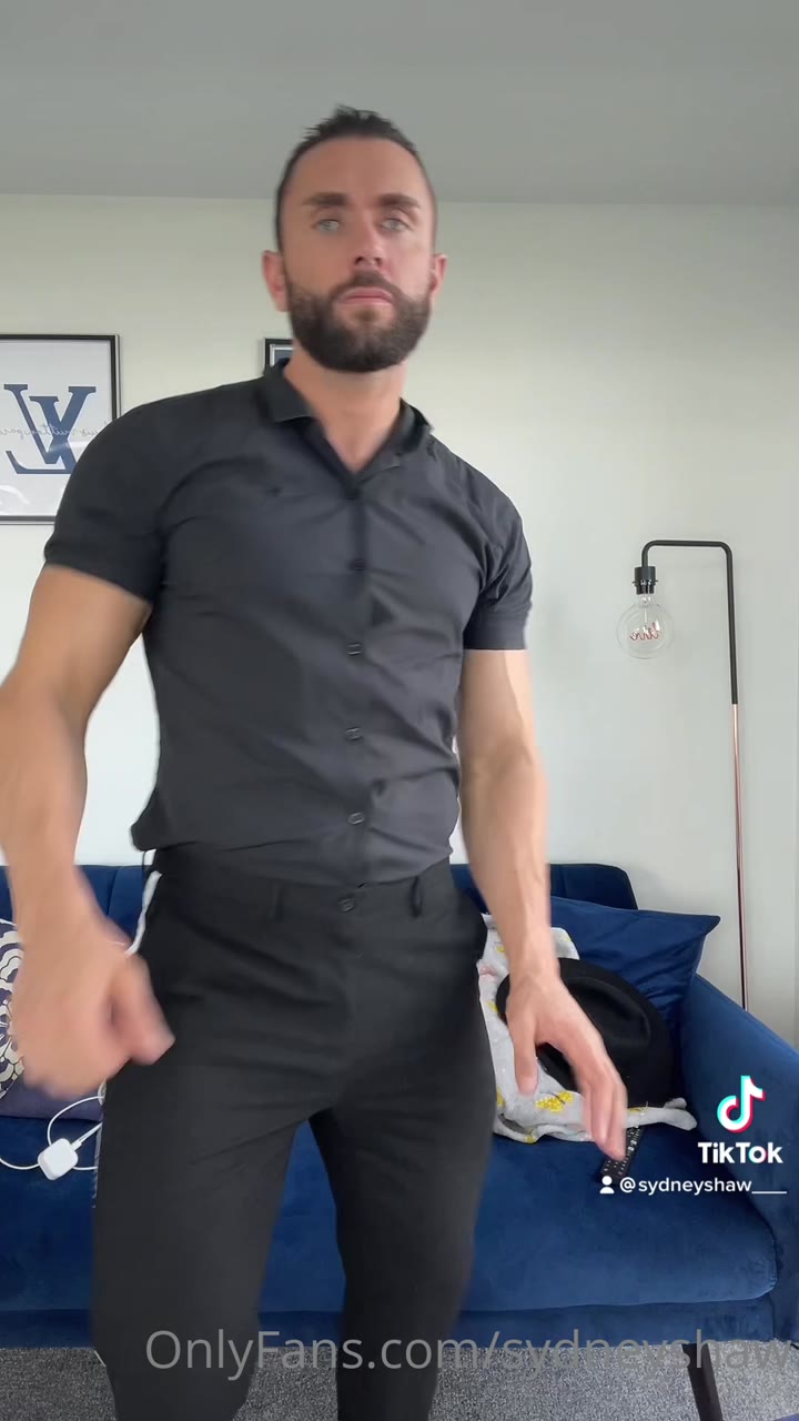 398 Gorgeous hunk  Vinny  sydneyshaw anal toys onlyfans