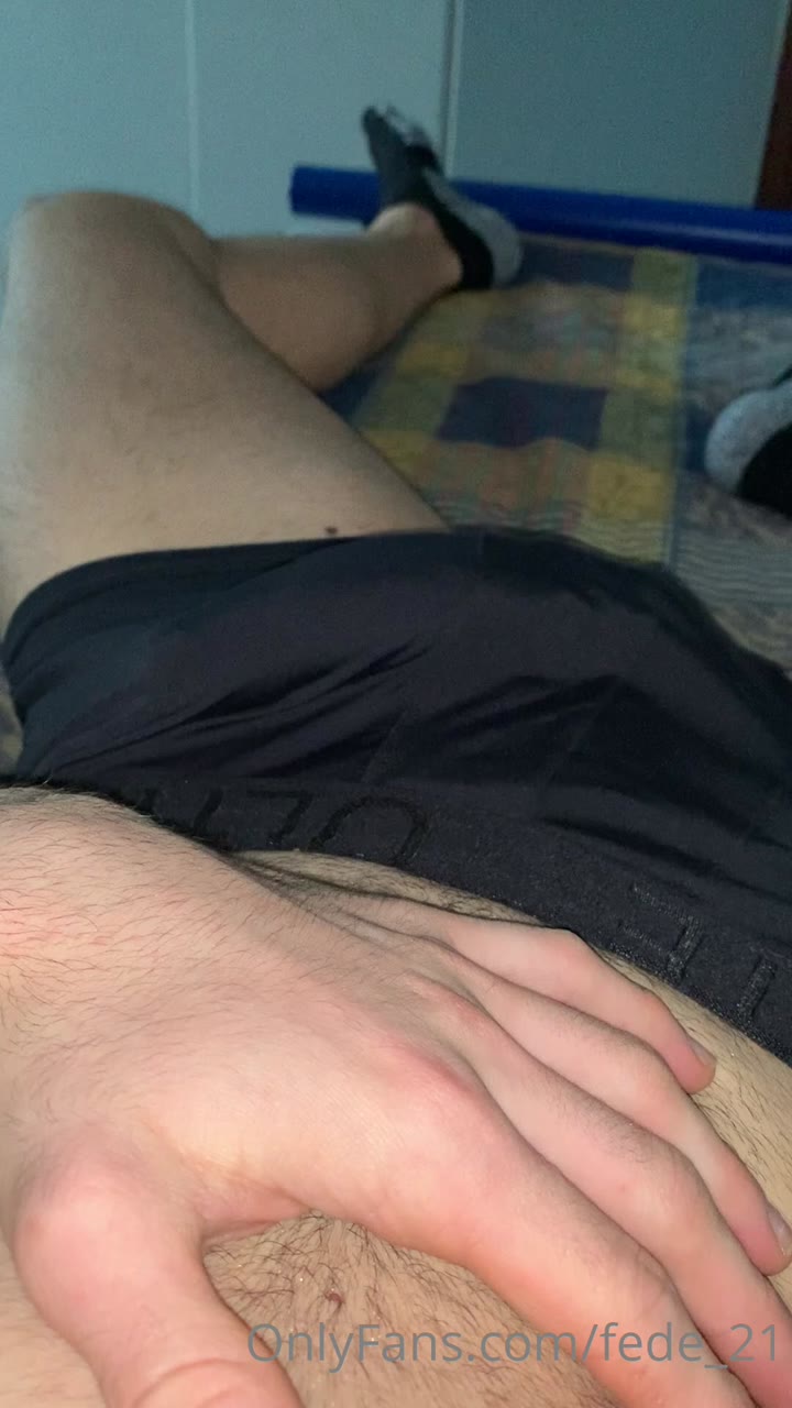 457 Italian muscle hunk Federico fede_21 onlyfans wank off porn
