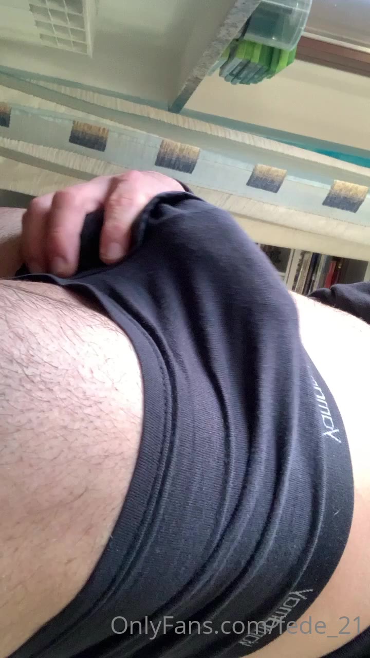 408 Italian muscle hunk Federico fede_21 onlyfans wank off porn