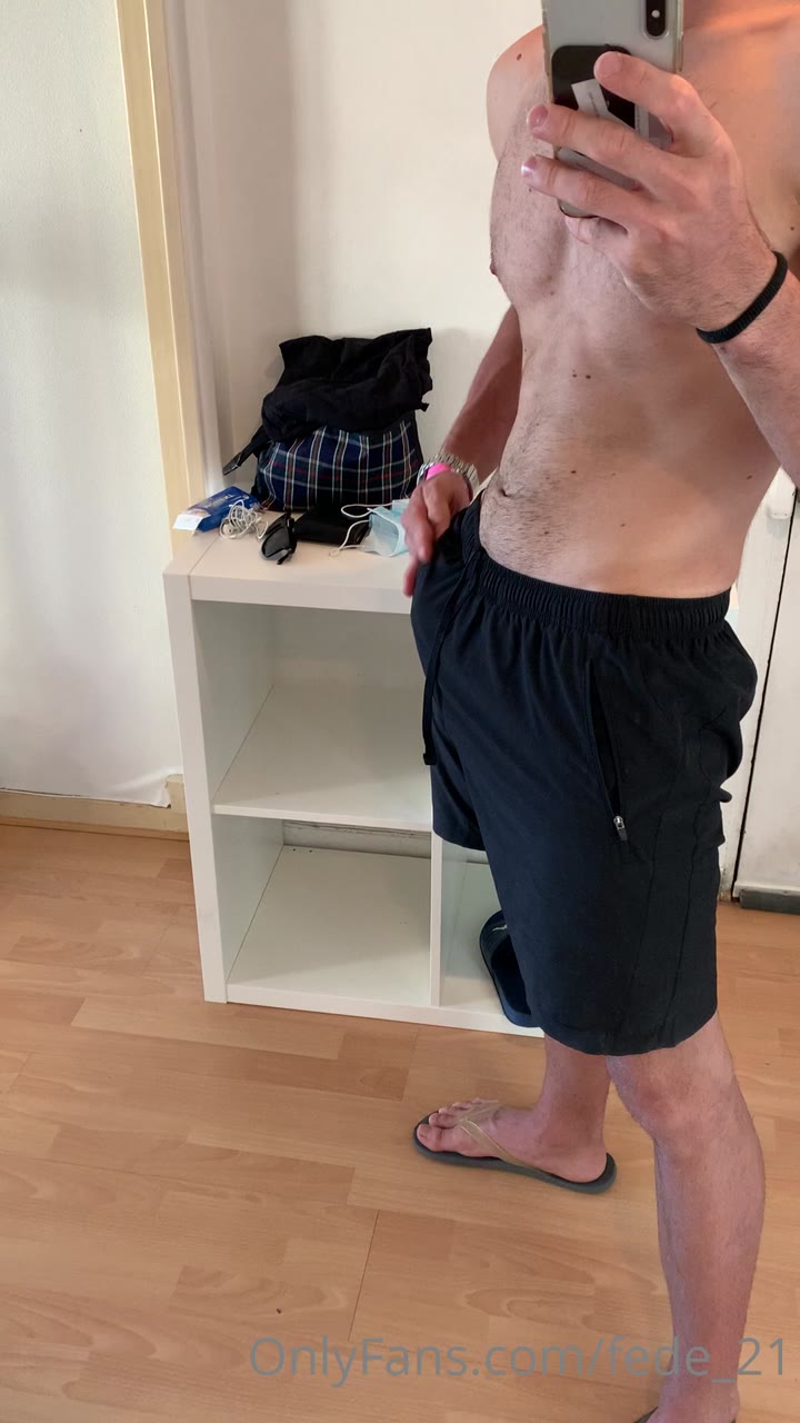 484 Italian muscle hunk Federico fede_21 onlyfans wank off porn