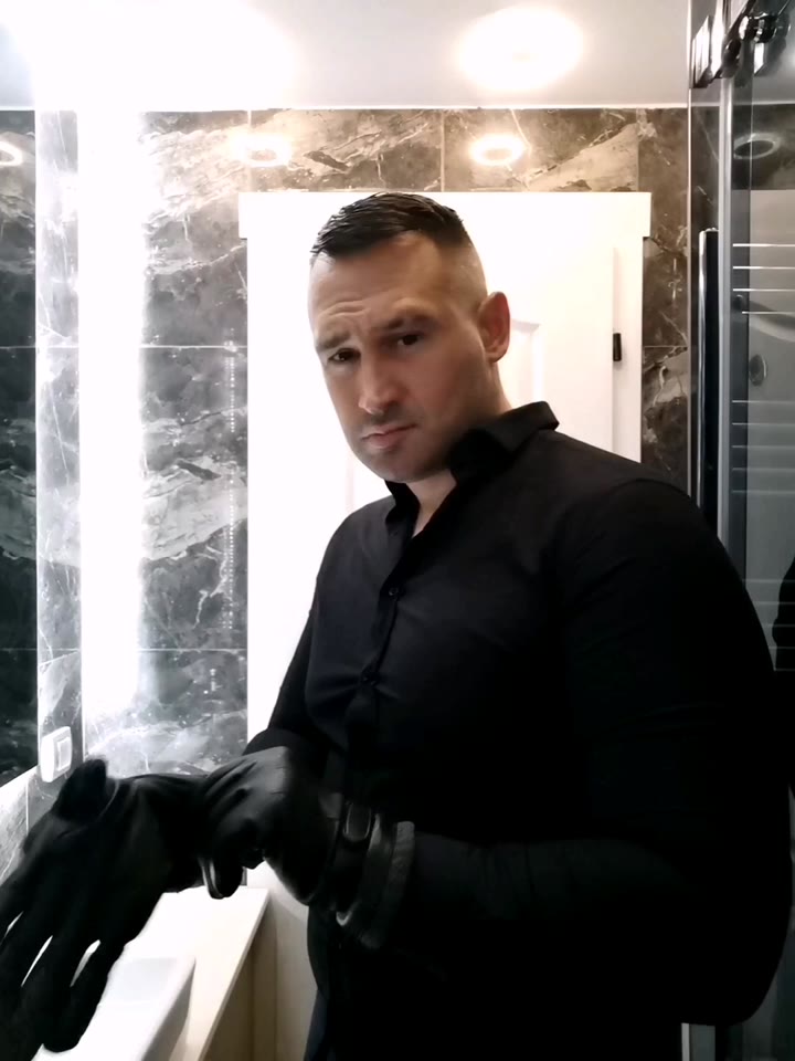 316 Serbian daddy Vladimir Ivanović   vladimir_35 onlyfans leaked