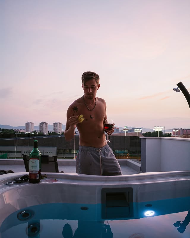 5 Sexy Guy marsloveyou Chaturbate Webcam Show