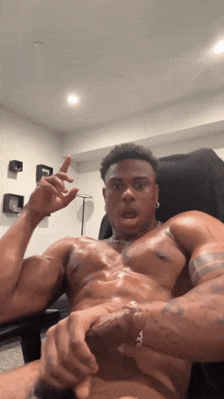 7 SEXY HUGE COCK BLACK TIKTOKER Siah Artis PRETTYSKINBOI ONLYFANS LEAKED