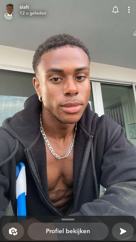 9 SEXY HUGE COCK BLACK TIKTOKER Siah Artis PRETTYSKINBOI ONLYFANS LEAKED
