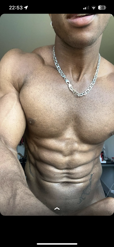 13 SEXY HUGE COCK BLACK TIKTOKER Siah Artis PRETTYSKINBOI ONLYFANS LEAKED